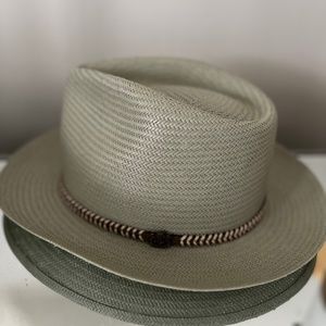 Brand New Biltmore Hat With Tags still attached